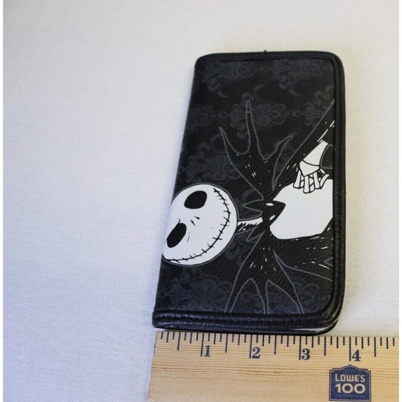 The Nightmare Before Christmas Wallet Button Closure Credit Card Holder Box F - Picture 3 of 5